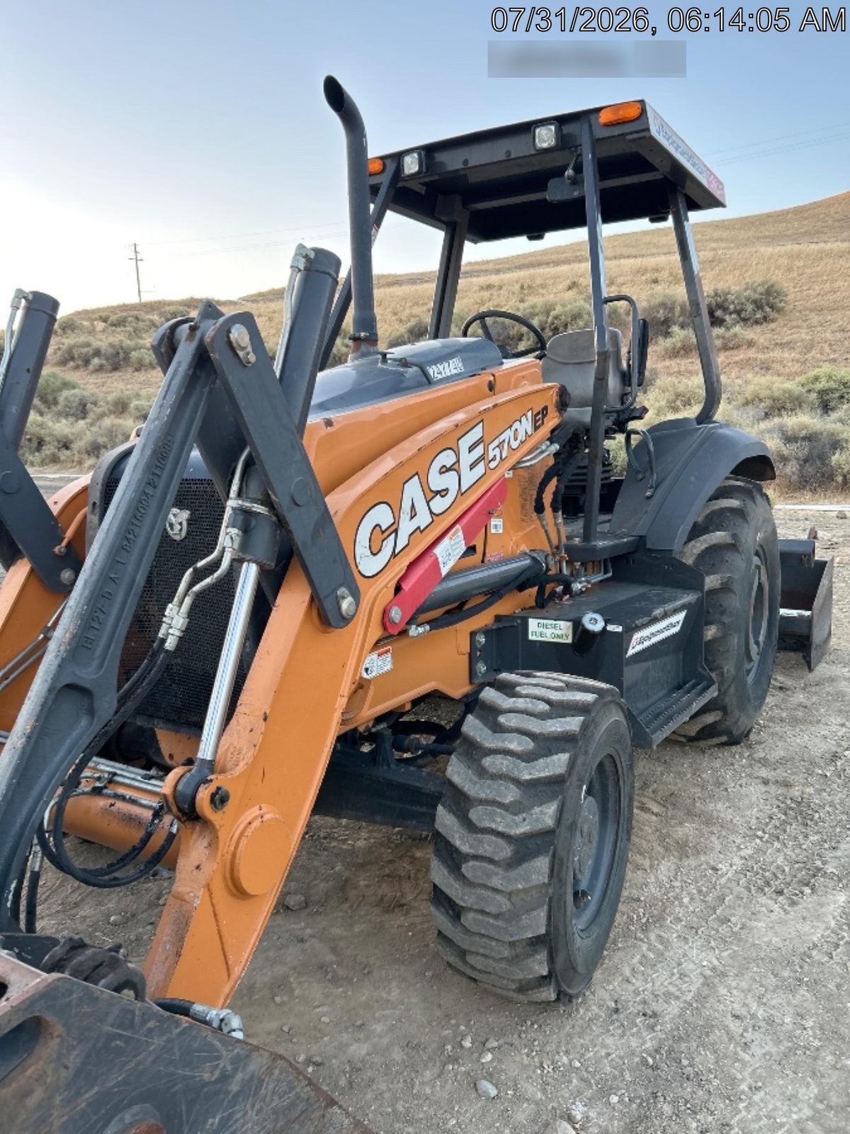 2022 CASE 570N EP