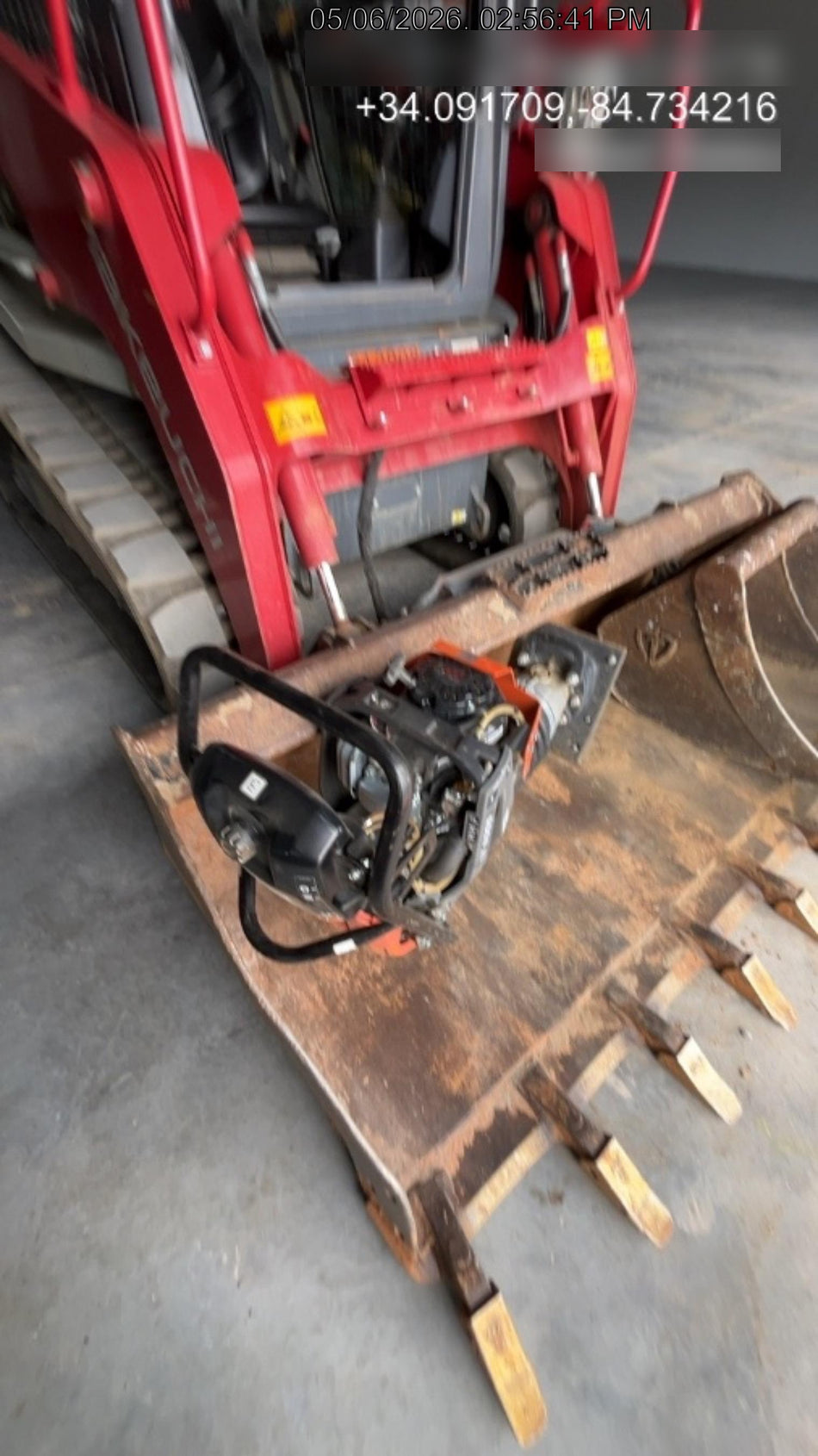 2024 HUSQVARNA LT6005