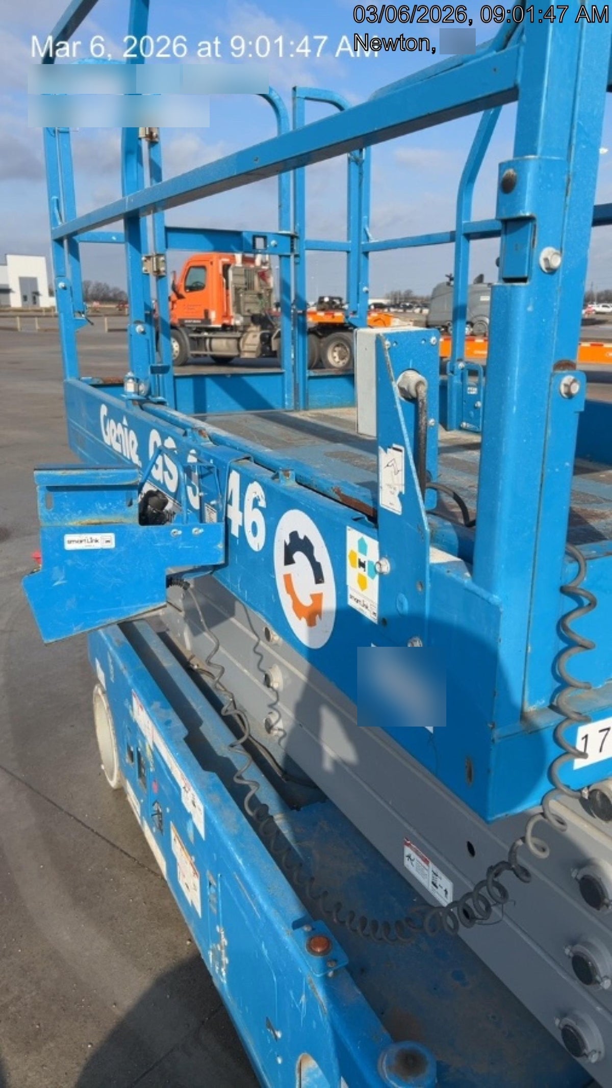 2018 Genie GS-3246 GS-3246 w/Folding rails, Full height swing gate