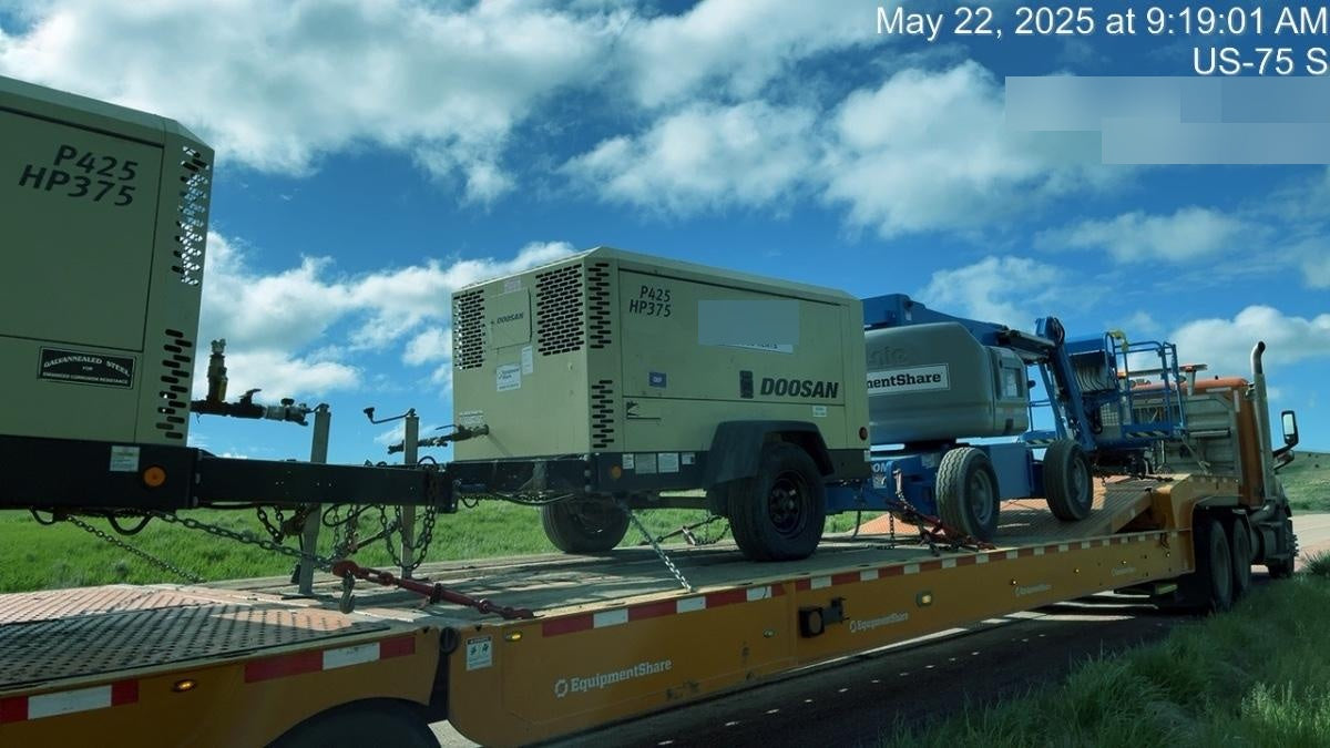 2023 DOOSAN P425/HP375WCU