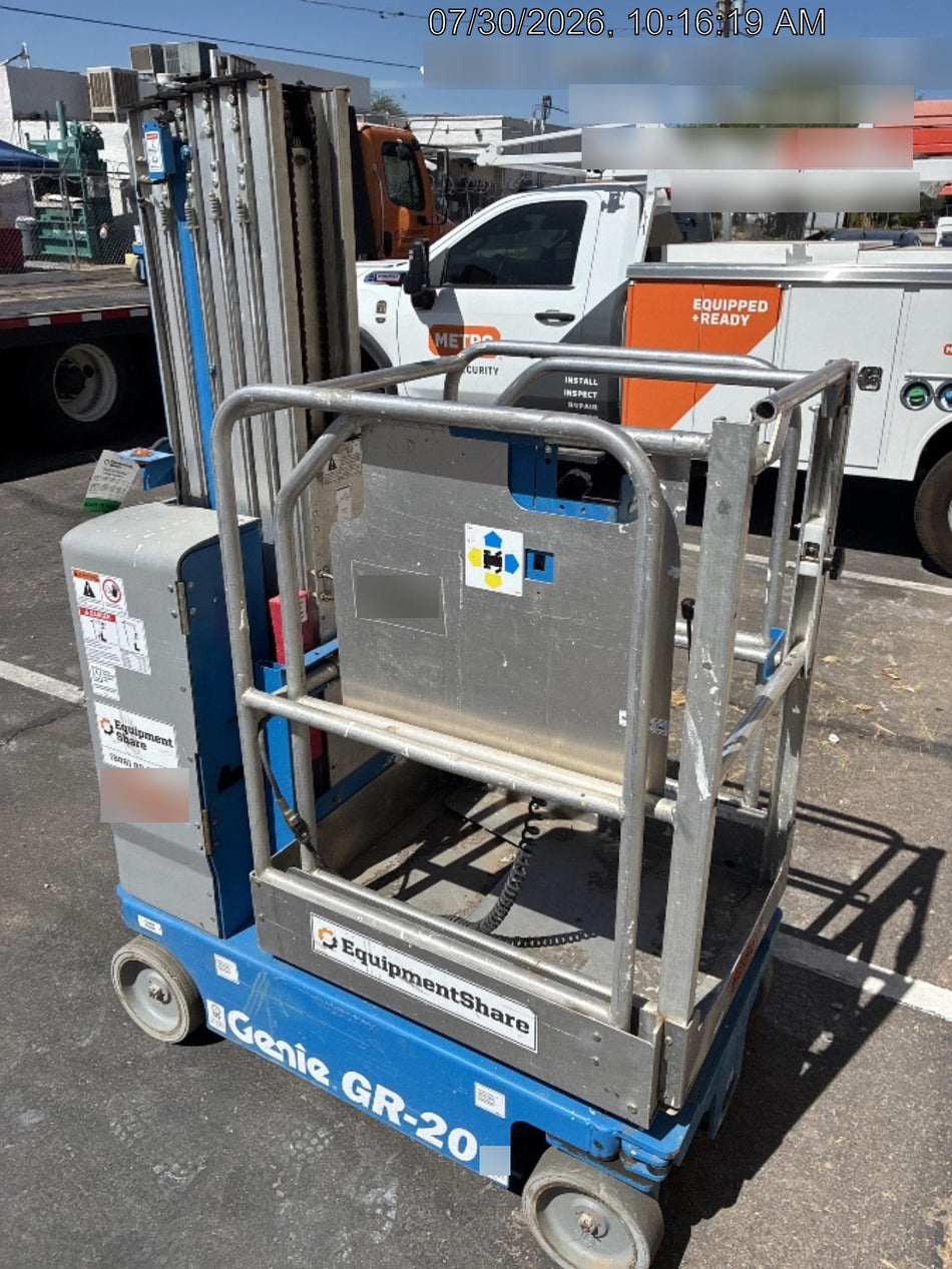 2020 GENIE GR-20