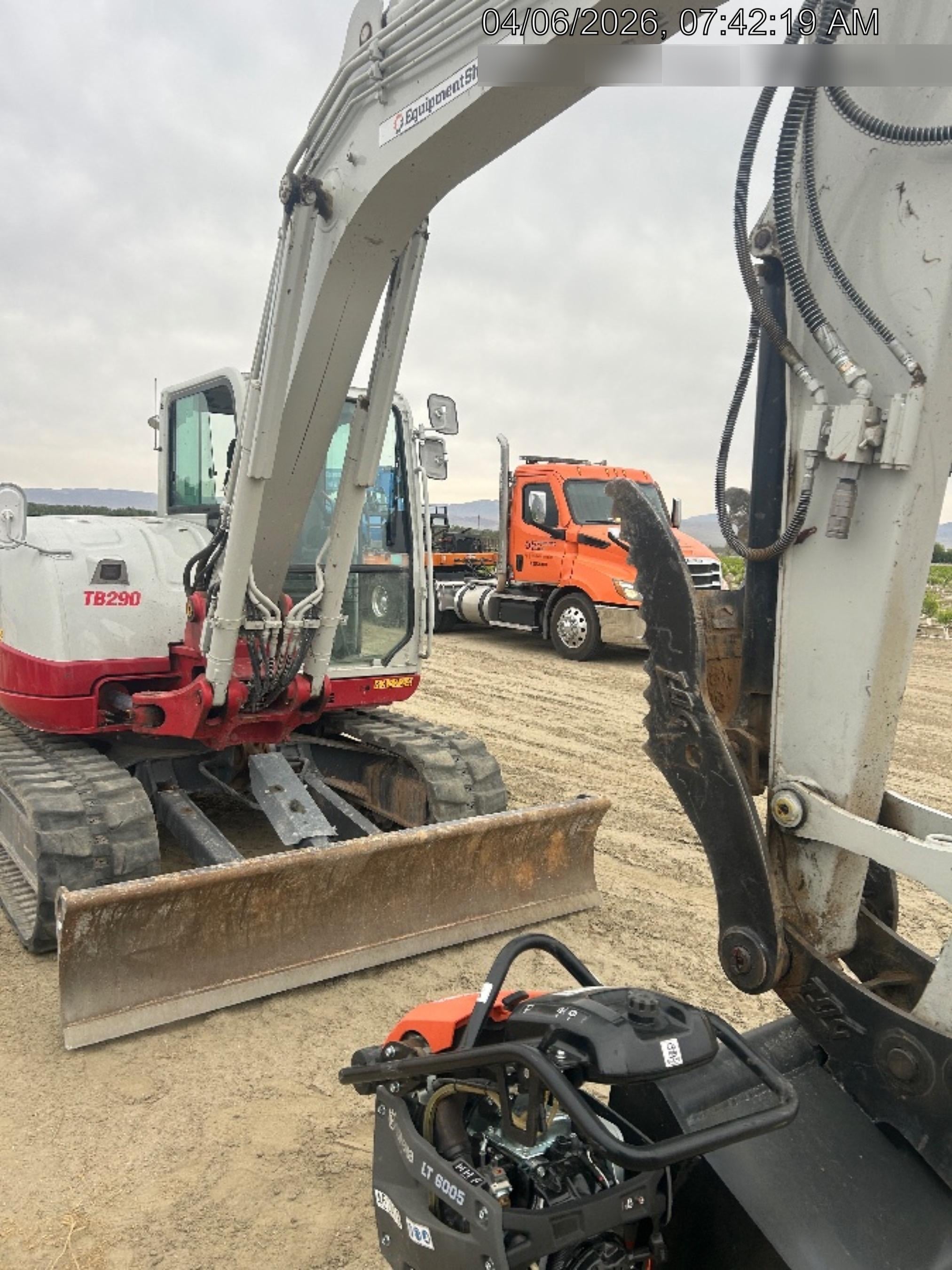 2024 TAKEUCHI TB290-CR