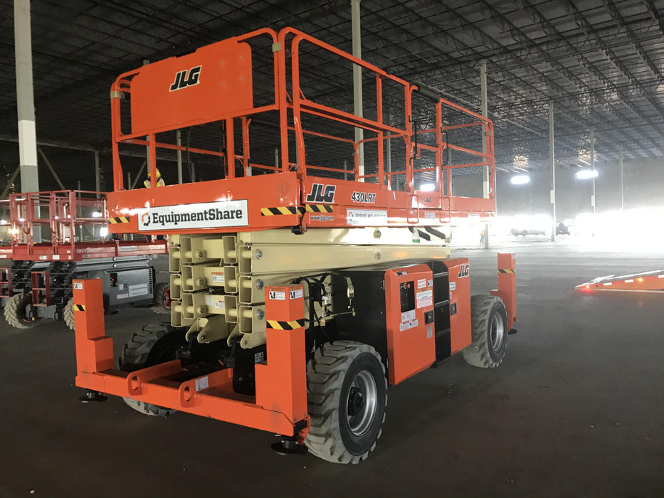 2020 JLG 430LRT