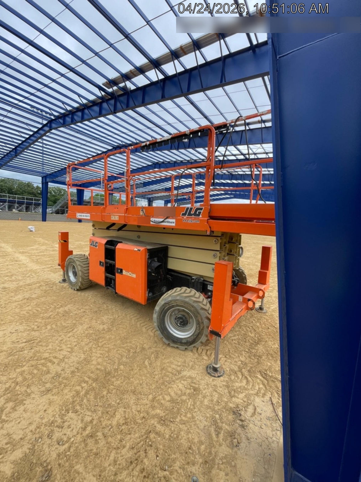 2019 JLG 430LRT