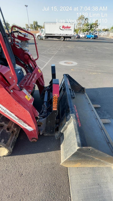 2021 TAKEUCHI 48" Pallet Forks - Takeuchi