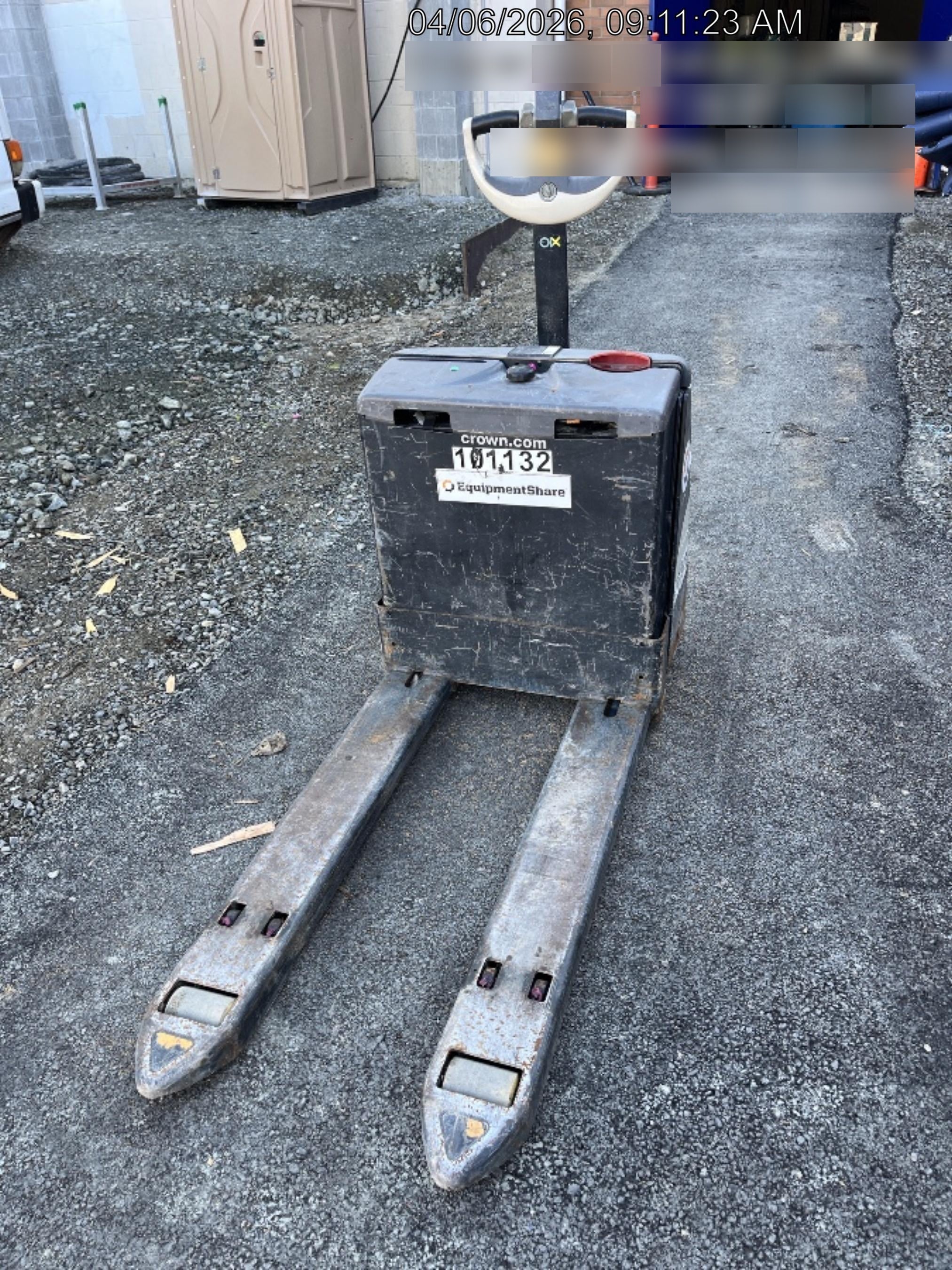 2020 CROWN WP3035-45