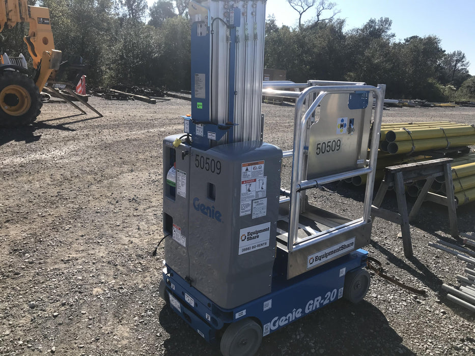 2019 GENIE GR-20