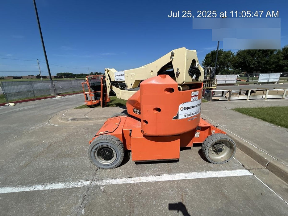 2018 JLG E400AJP