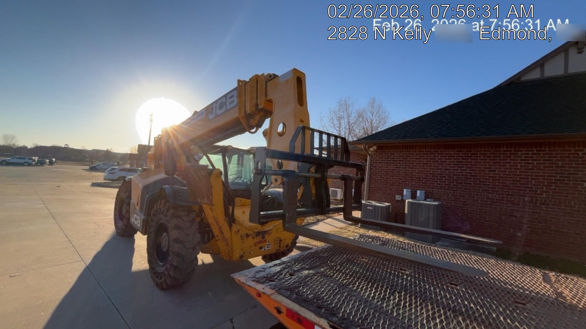 2021 JCB 512-56