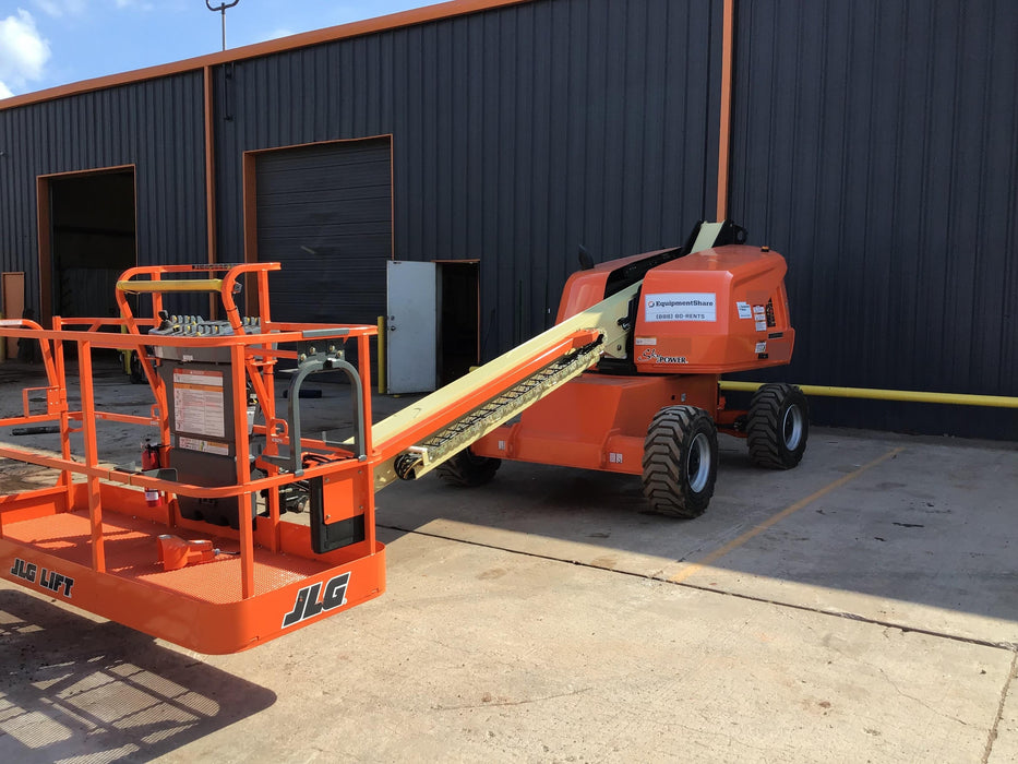 2019 JLG 400S