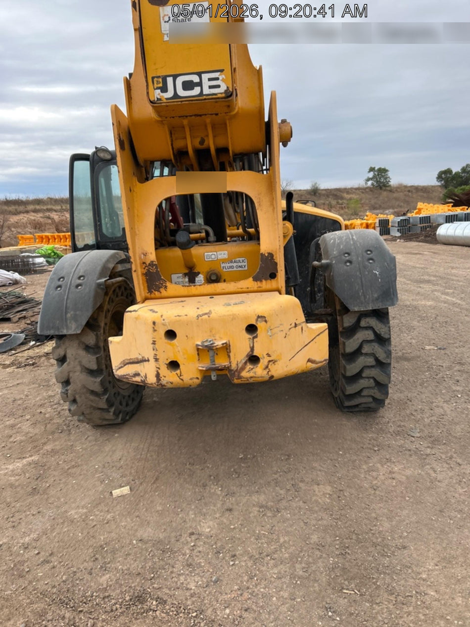 2019 JCB 512-56 109 HP w/CAB/HVAC, Beacon, Aux Hydraulics, Worklights, Solid Tires w/60" Carriage/Forks
