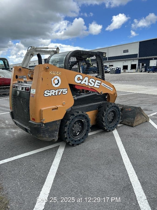 2019 CASE SR175