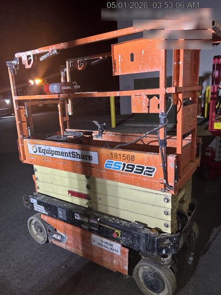 2021 JLG ES1932