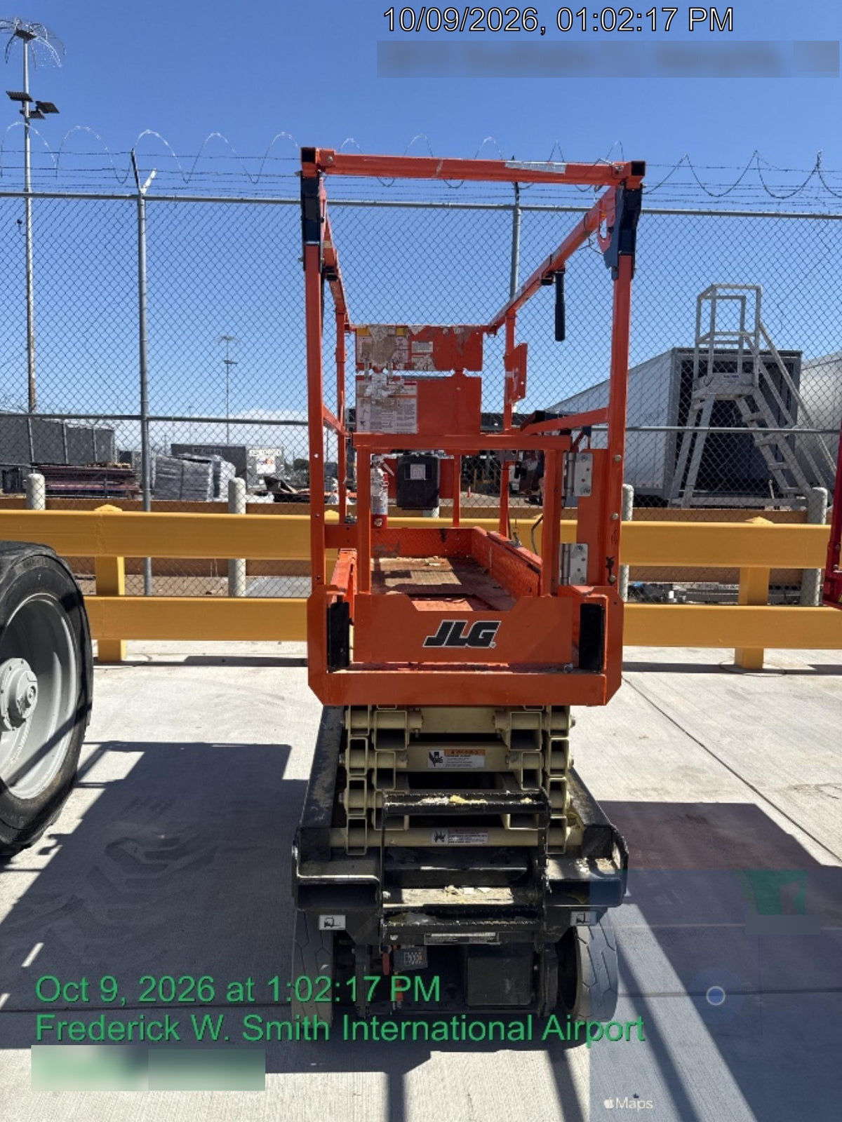 2025 JLG ES1932