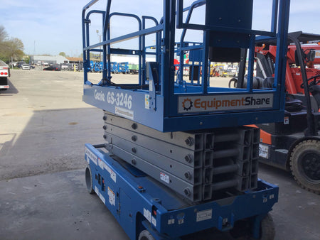2018 Genie GS-3246 Genie GS-3246 w/Folding rails, Full height swing gate