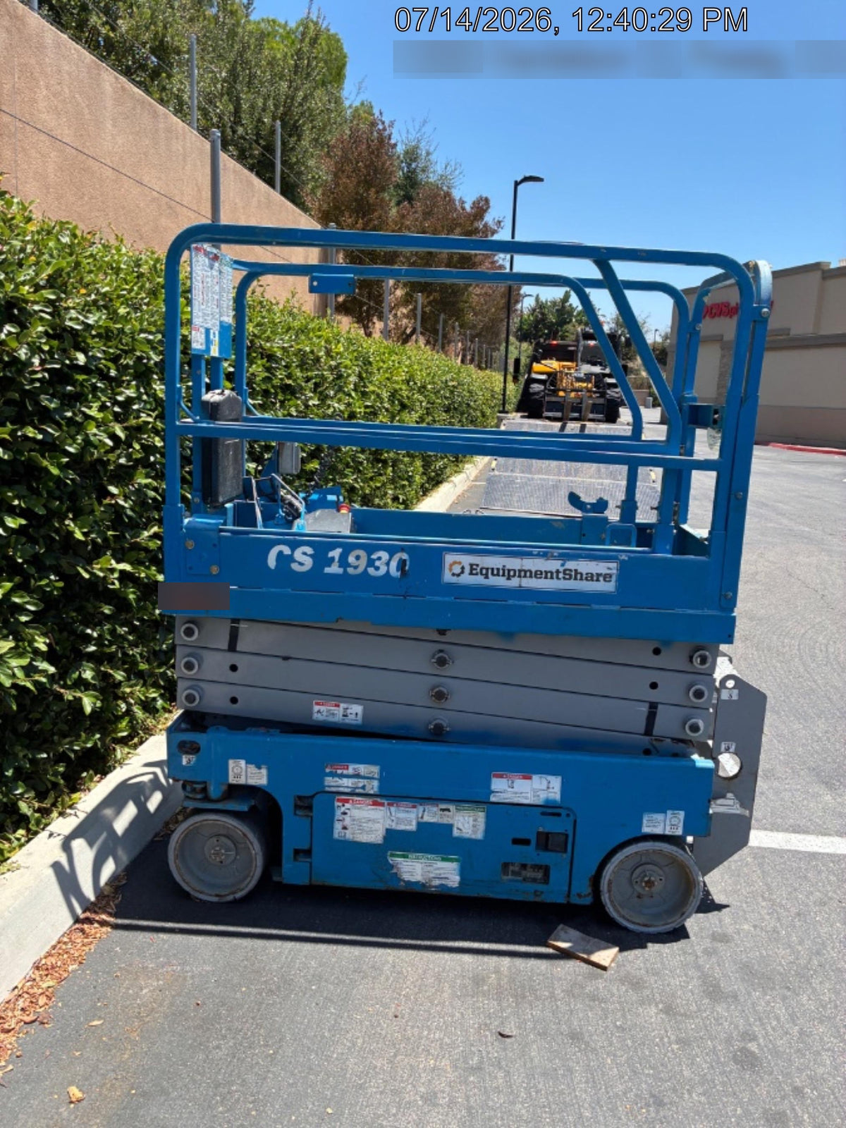 2020 Genie GS-1930 Solid Non Marking Tires, Beacon, Folding rails with half height swing gate