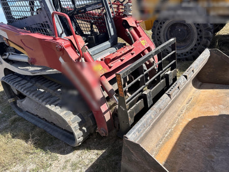 2025 ARROW MATERIAL HANDLING 60" Pallet Forks - Arrow