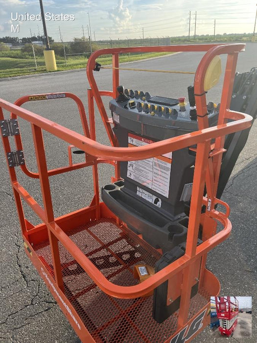 2025 JLG E400AJP Narrow