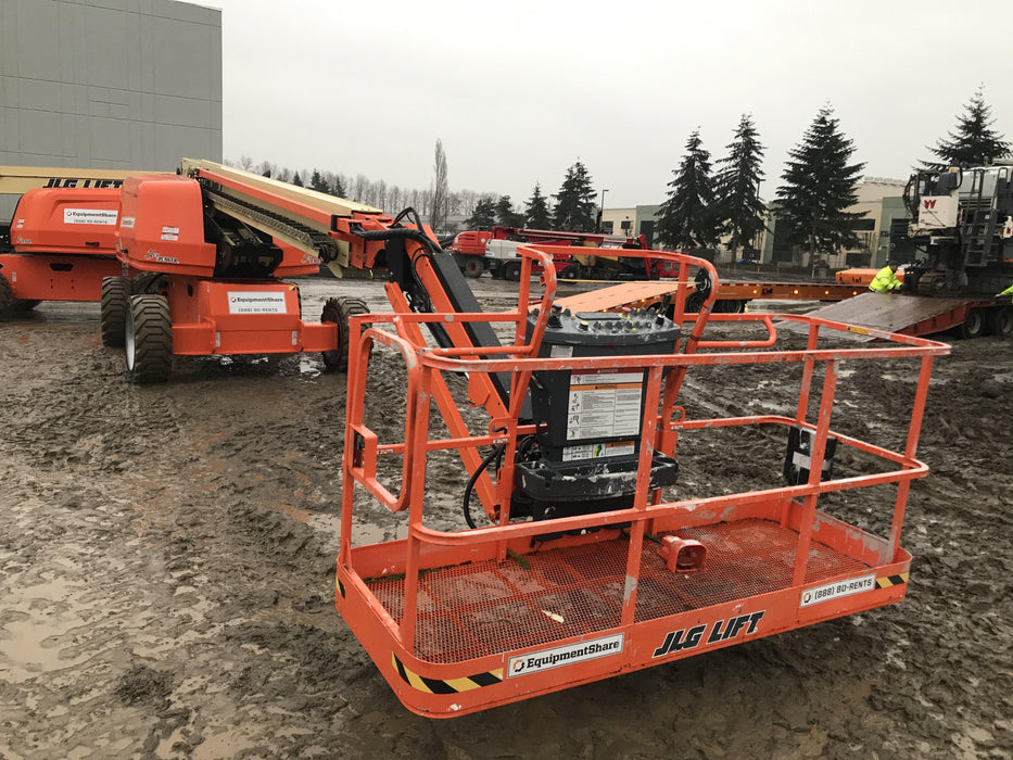 2020 JLG 660SJ