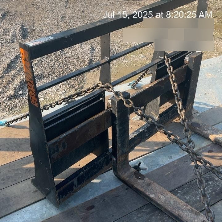 2023 ARROW MATERIAL HANDLING 48" Pallet Forks - Arrow