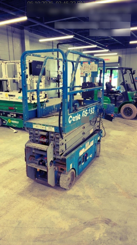 2019 Genie GS-1930 Fixed Rails with Chain Entry