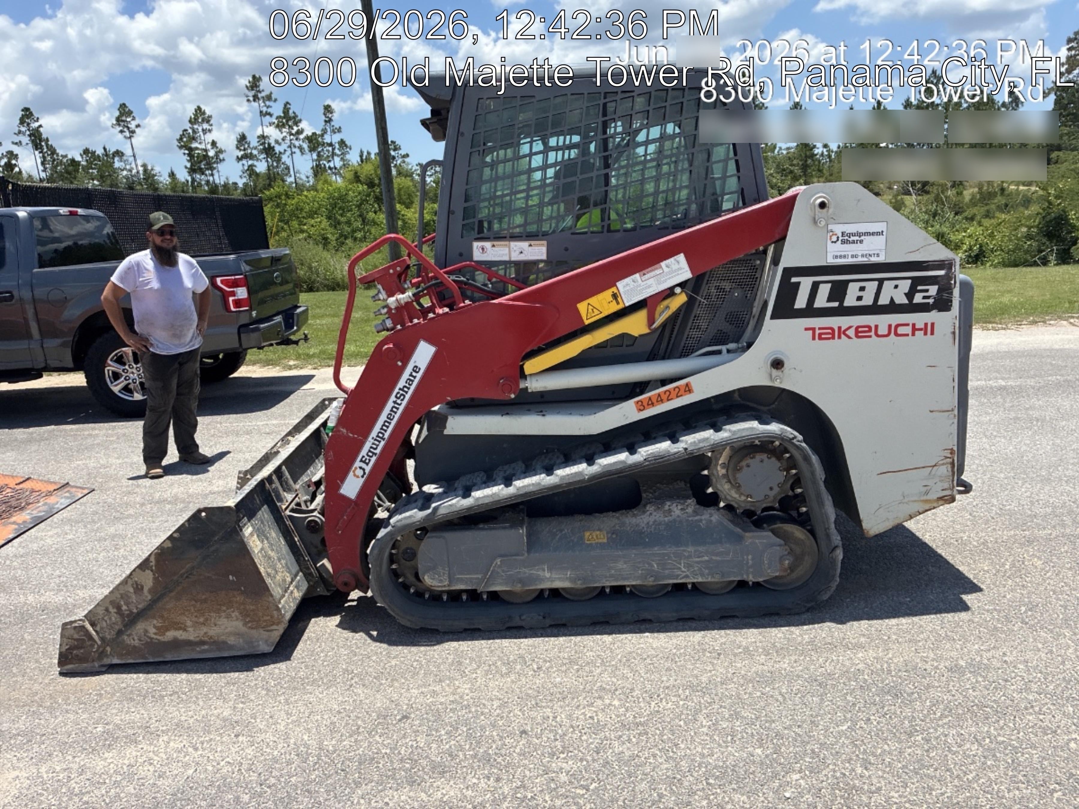 2023 TAKEUCHI TL8R2-CR