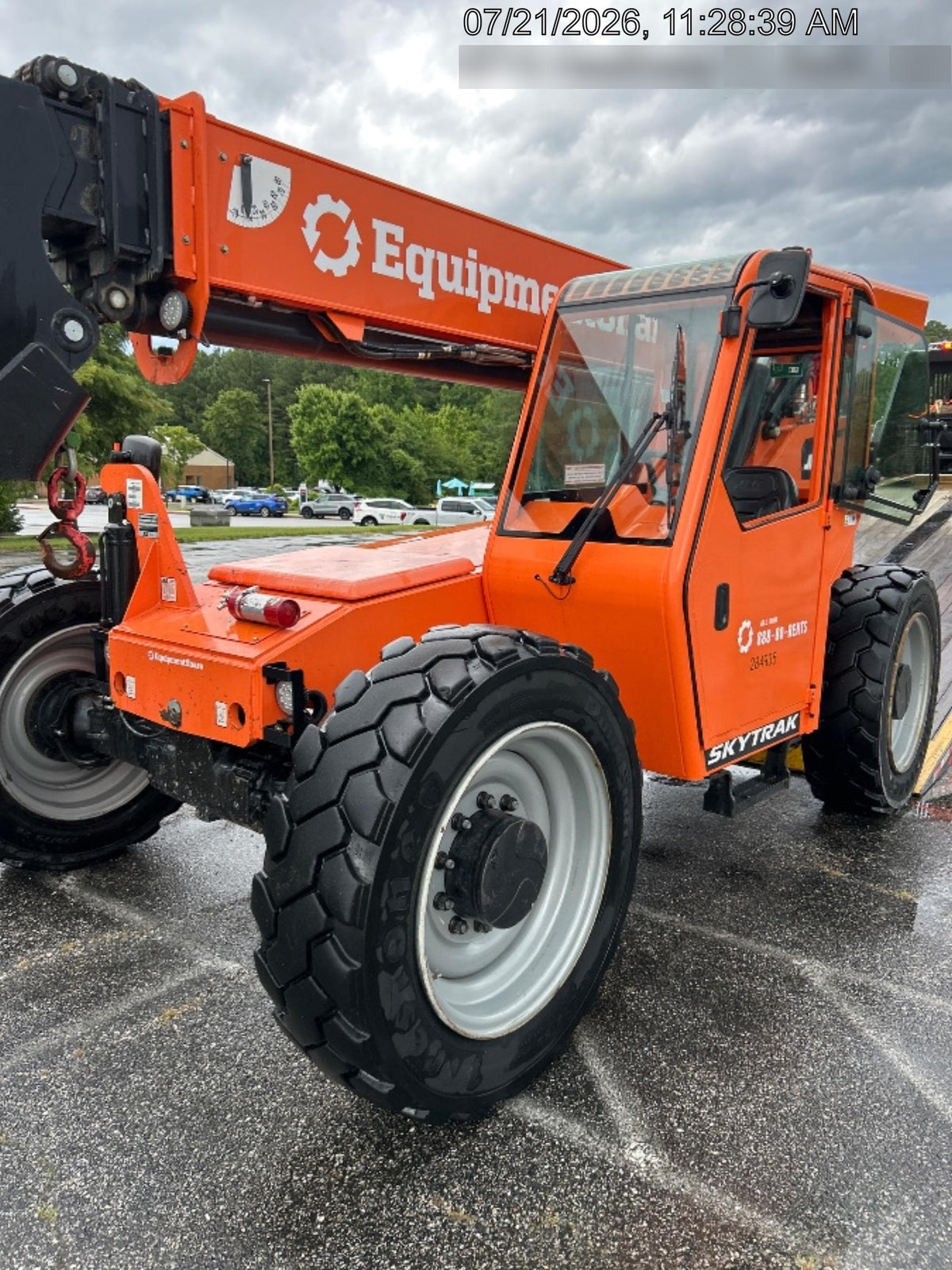 2022 SKYTRAK 8042