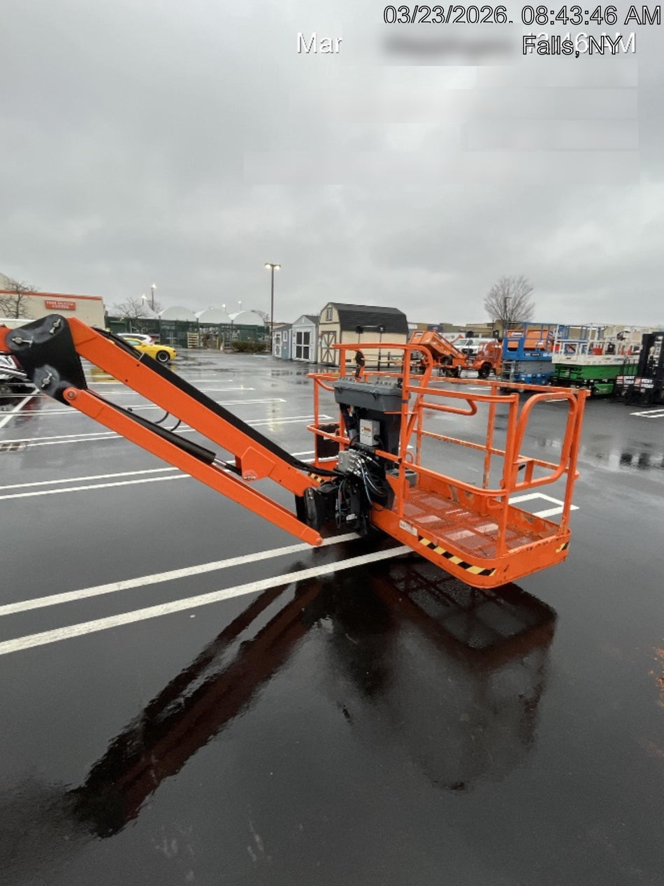 2023 JLG 600AJ