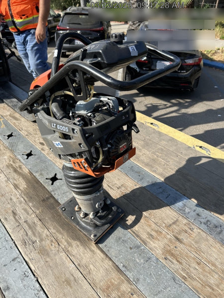2025 HUSQVARNA LT6005