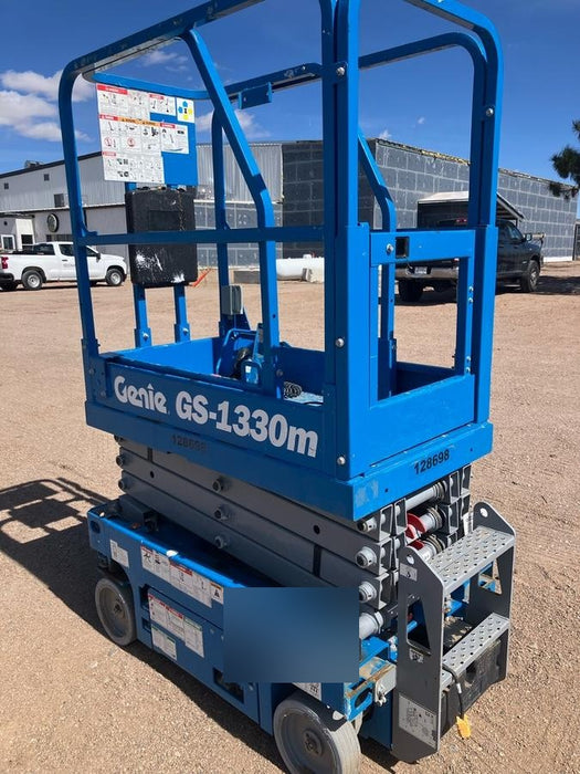 2021 GENIE GS-1330m
