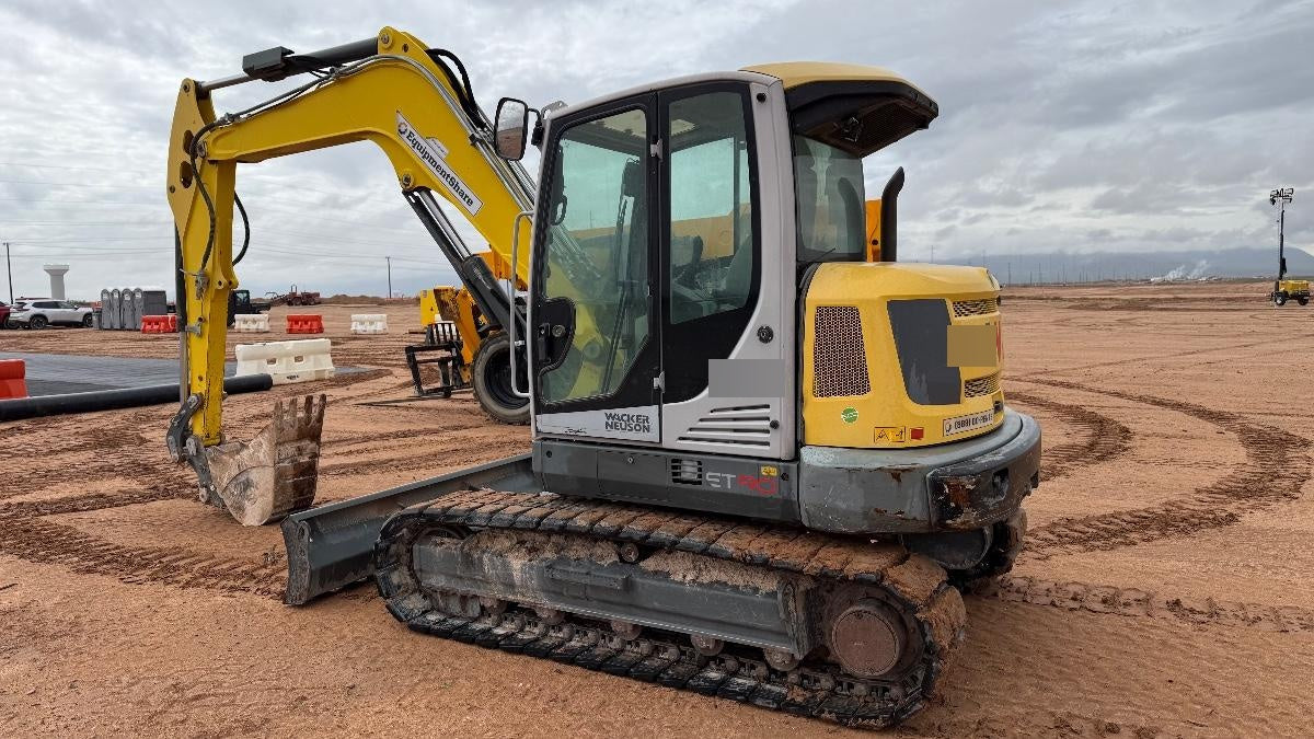Wacker Neuson ET90 Enclosed Cab, Hybrid Tracks, Long Dipperstick, Bucket