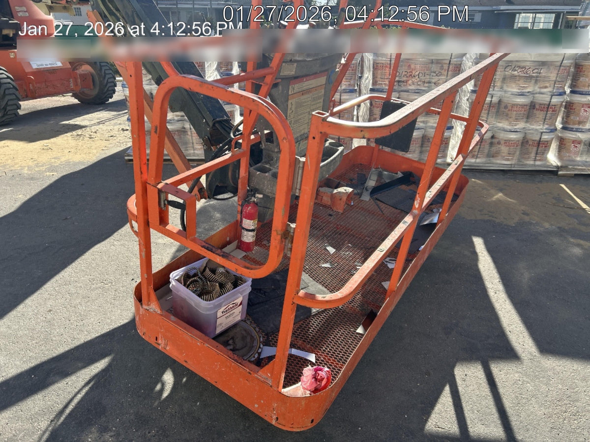 2022 JLG 660SJ