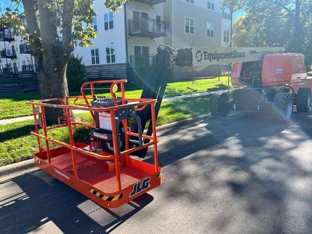 2025 JLG 660SJ