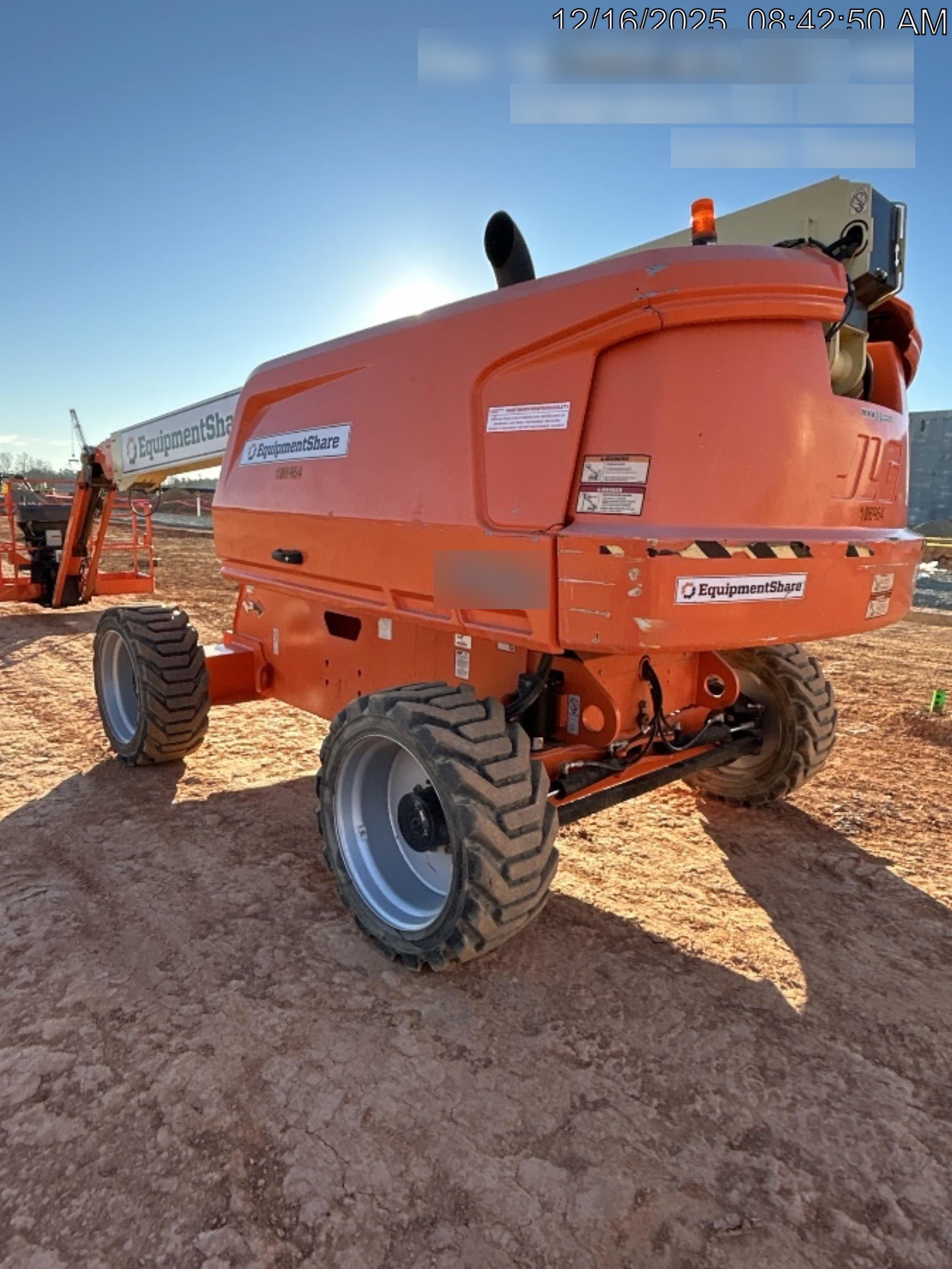 2020 JLG 660SJ