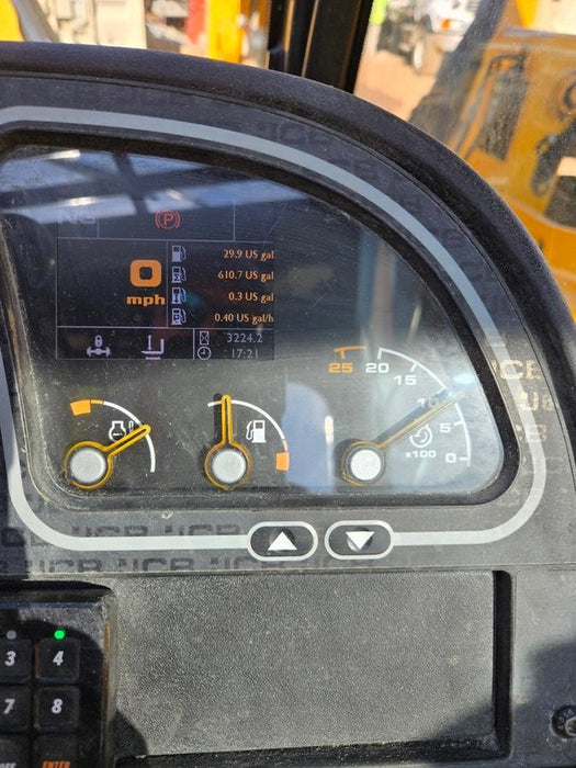 2020 JCB 510-56 Cab/Heat/Air, 74 HP, Solid Tires, STD Worklight, Beacon, Aux Hydraulics, Lifting Eye, Back up Alarm w/66" Carriage/60" Forks