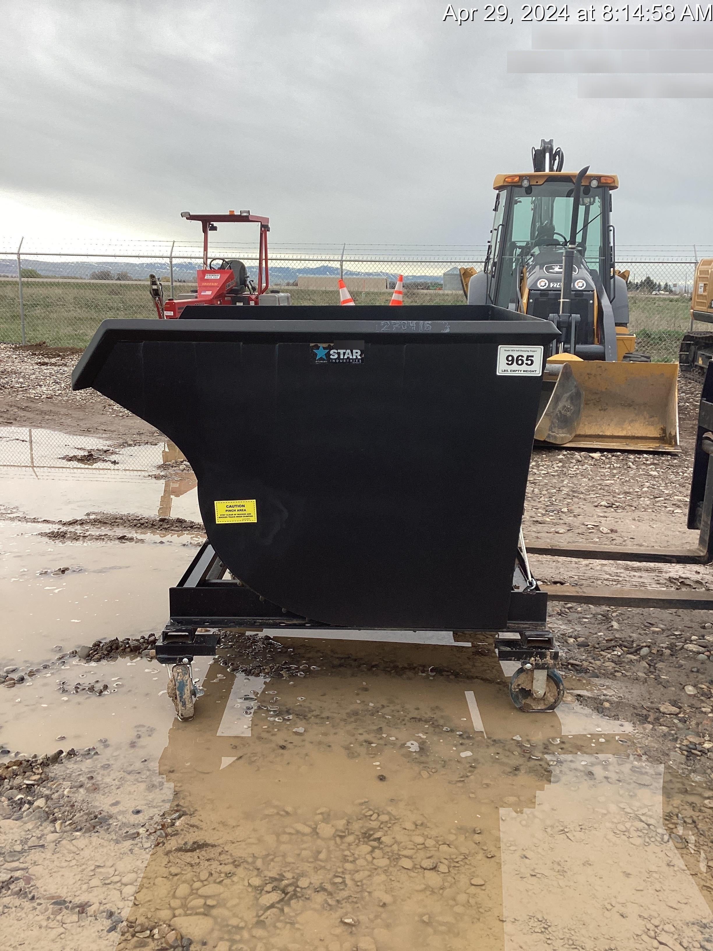 2022 STAR INDUSTRIES M-1820 - Self-Dump Hopper
