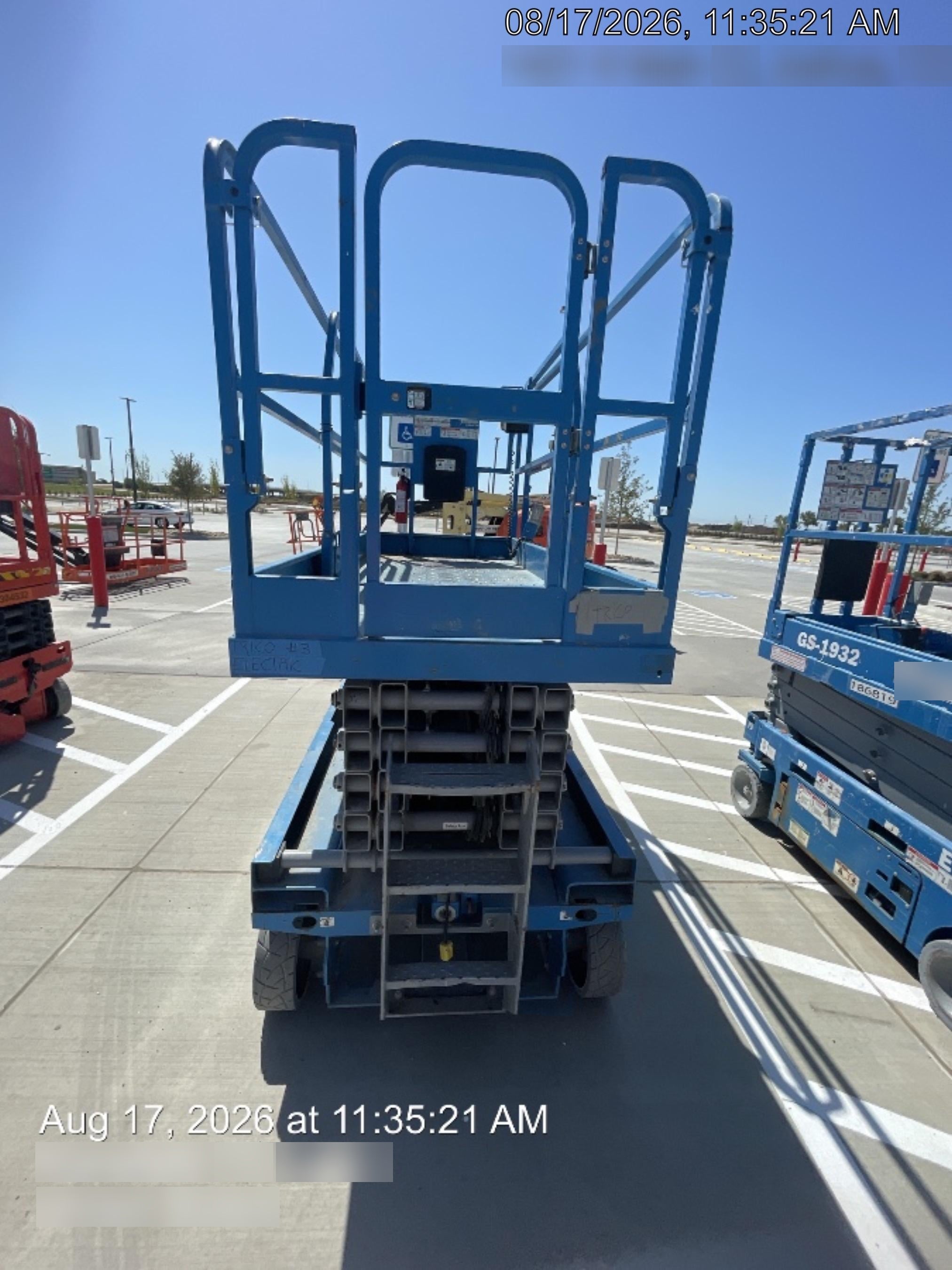 2022 GENIE GS-3246