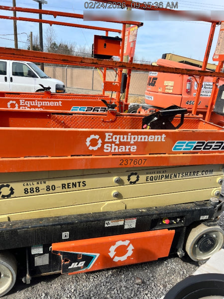 2022 JLG ES2632