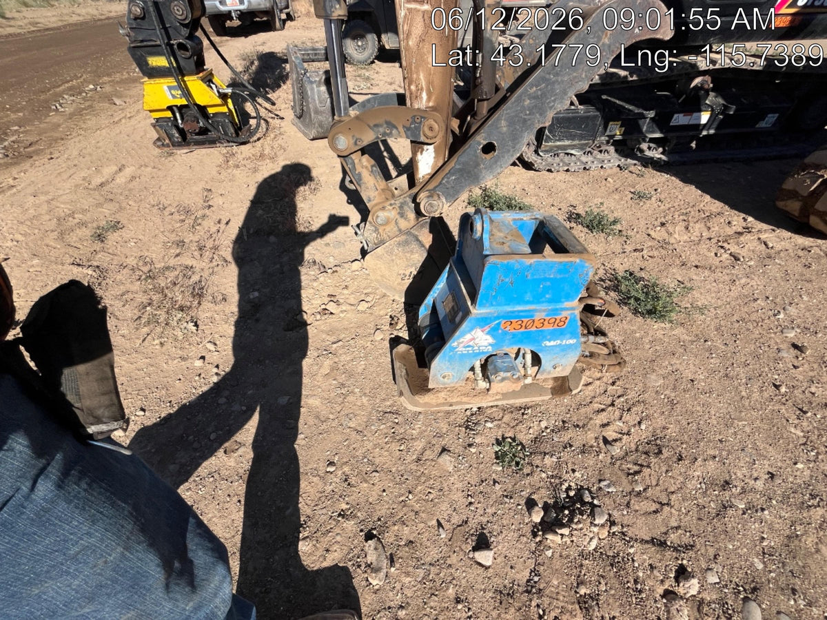 2022 OKADA 12" Plate Compactor - Mini Excavator