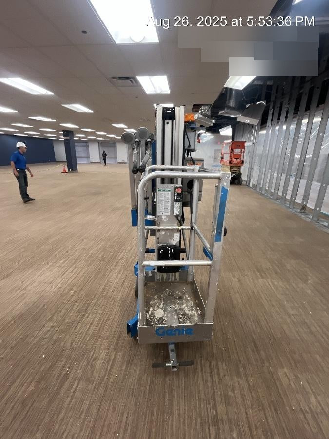 2020 GENIE AWP-30S