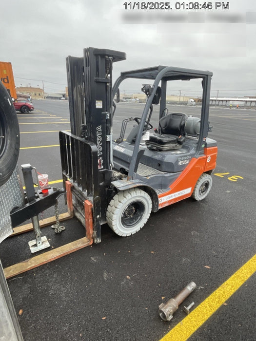 2022 TOYOTA 50-8FGU25