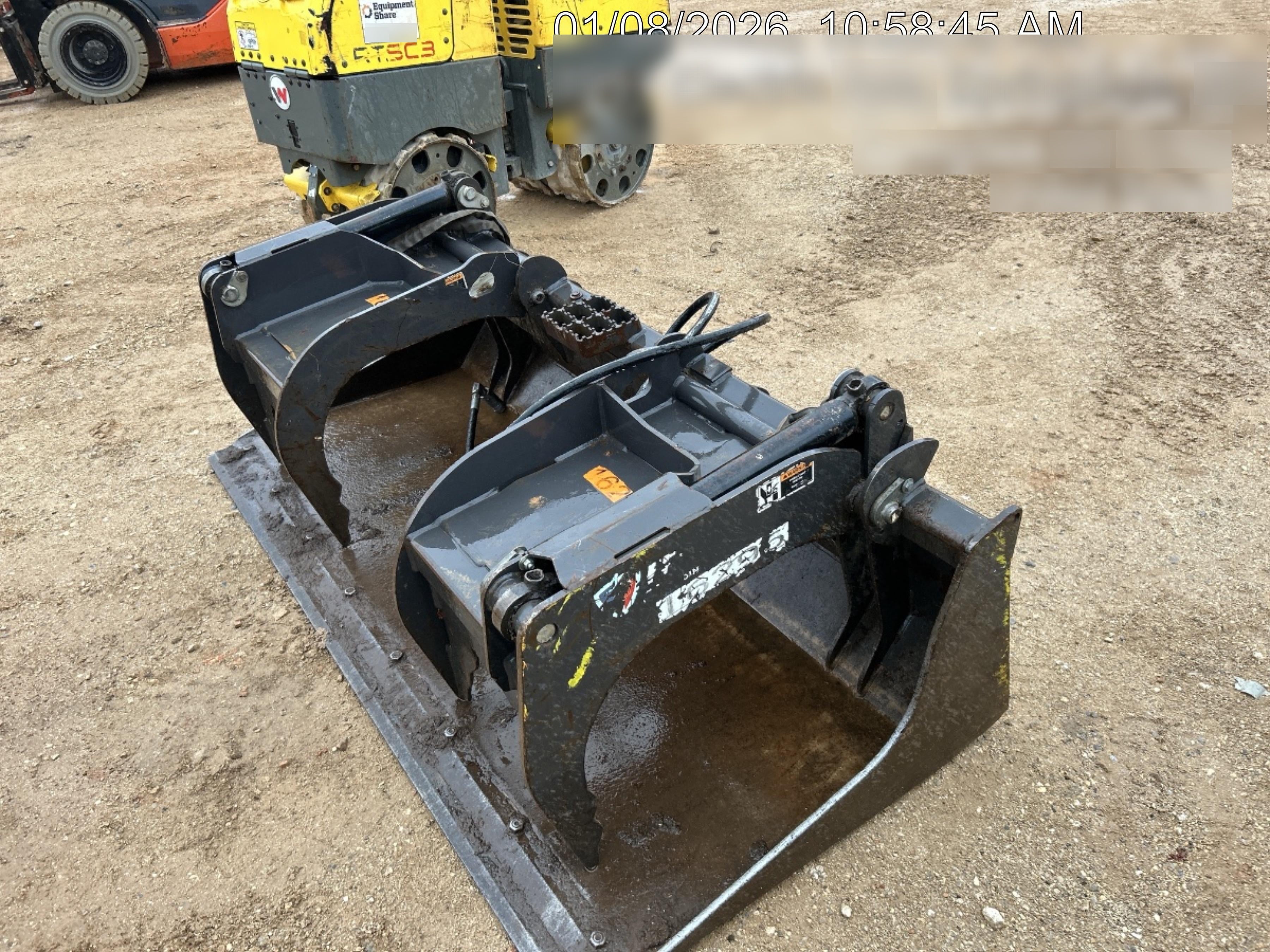2018 PALADIN 76" Scrap Grapple Bucket - Paladin