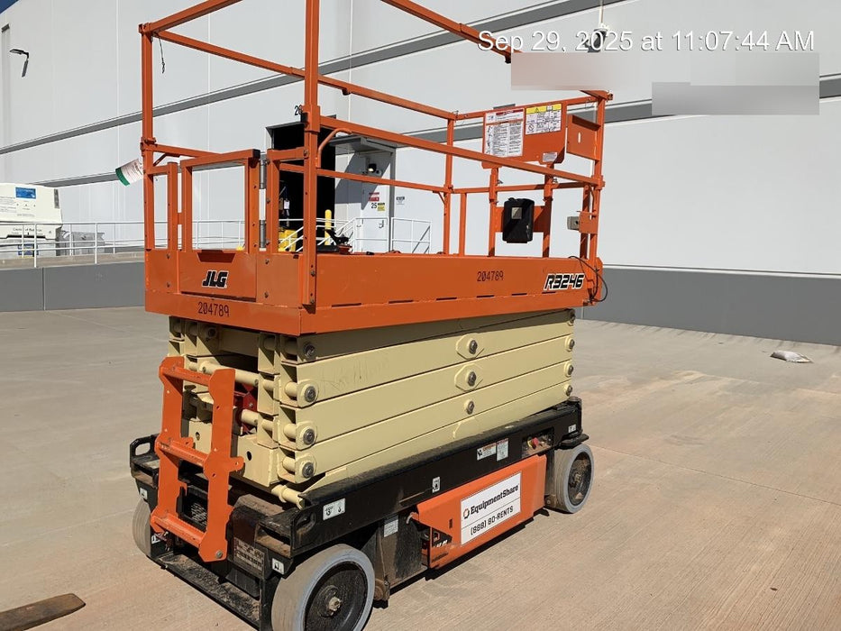 2021 JLG R3246