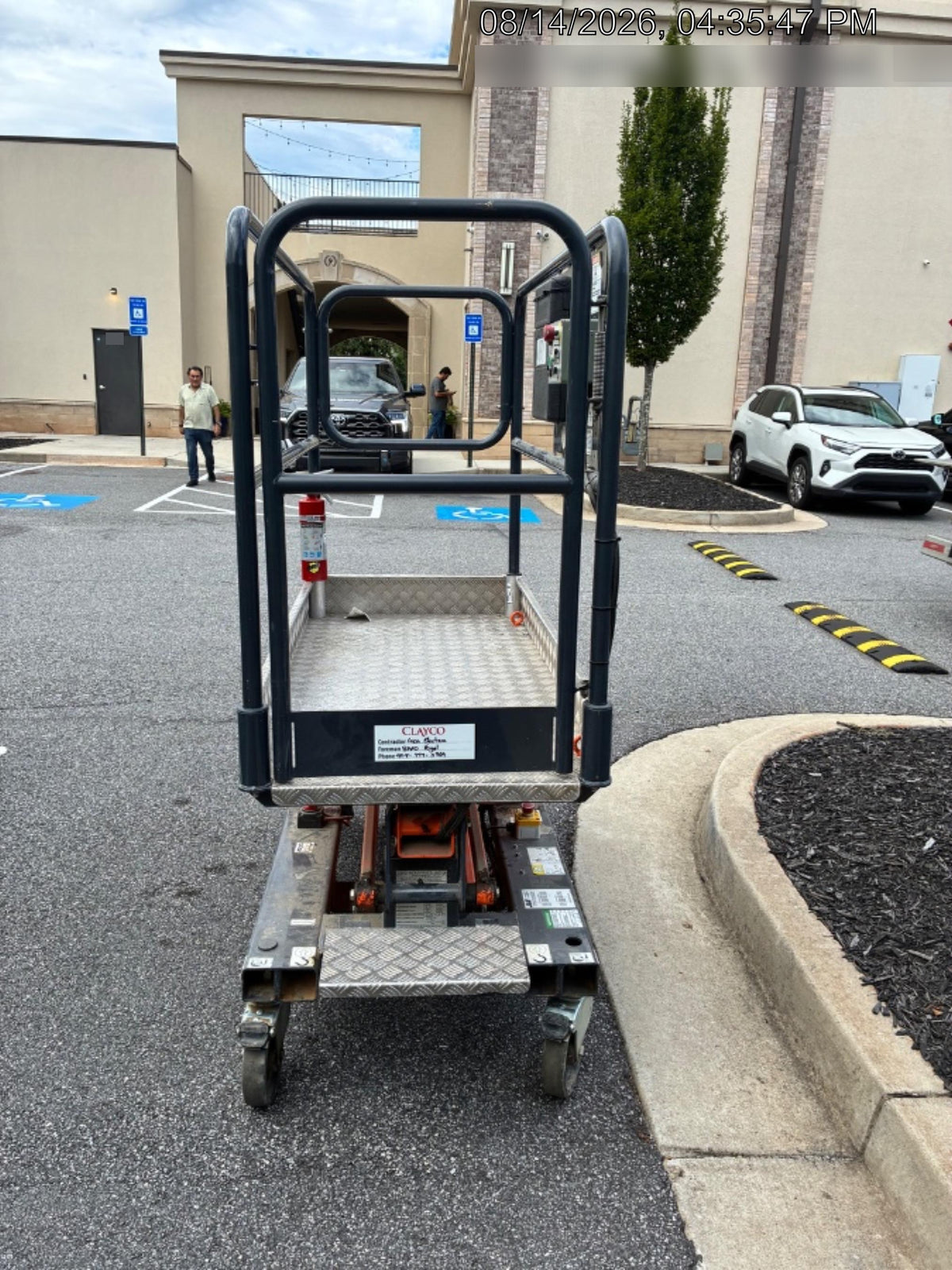 2023 JLG 1030P