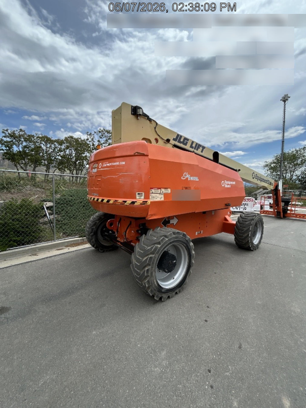 2022 JLG 860SJ