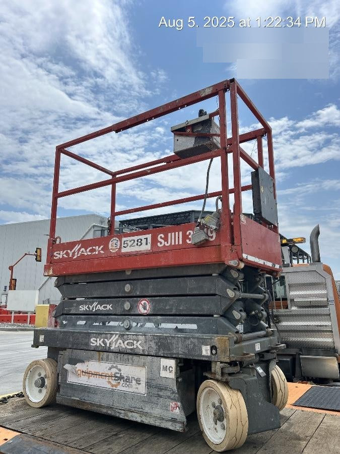 2017 Skyjack SJIII-3219 Skyjack SJIII-3219 Scissor Lift