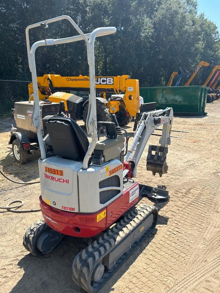 2023 TAKEUCHI TB210R