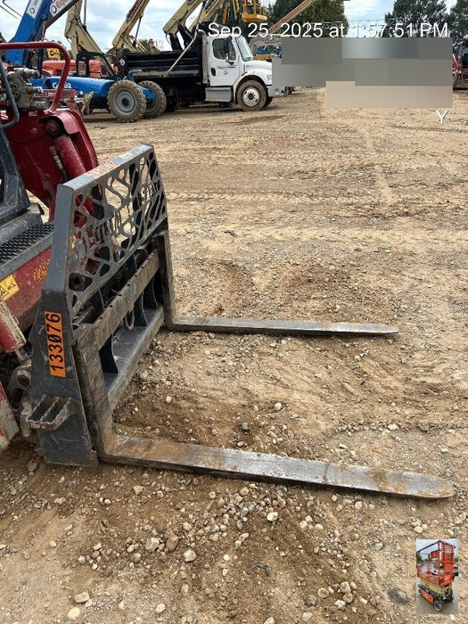 2021 PALADIN 48" Pallet Forks - Paladin