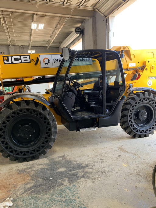 2020 JCB 510-56 Canopy, Solid Tires, Work Lights, Beacon, Aux Hydraulics, Back up Alarm, Lifting Eye, ES Decals