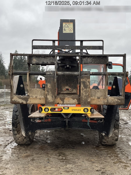 2021 JLG 1001095418S